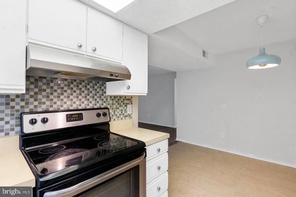 9240 Caspian Way - Photo 13