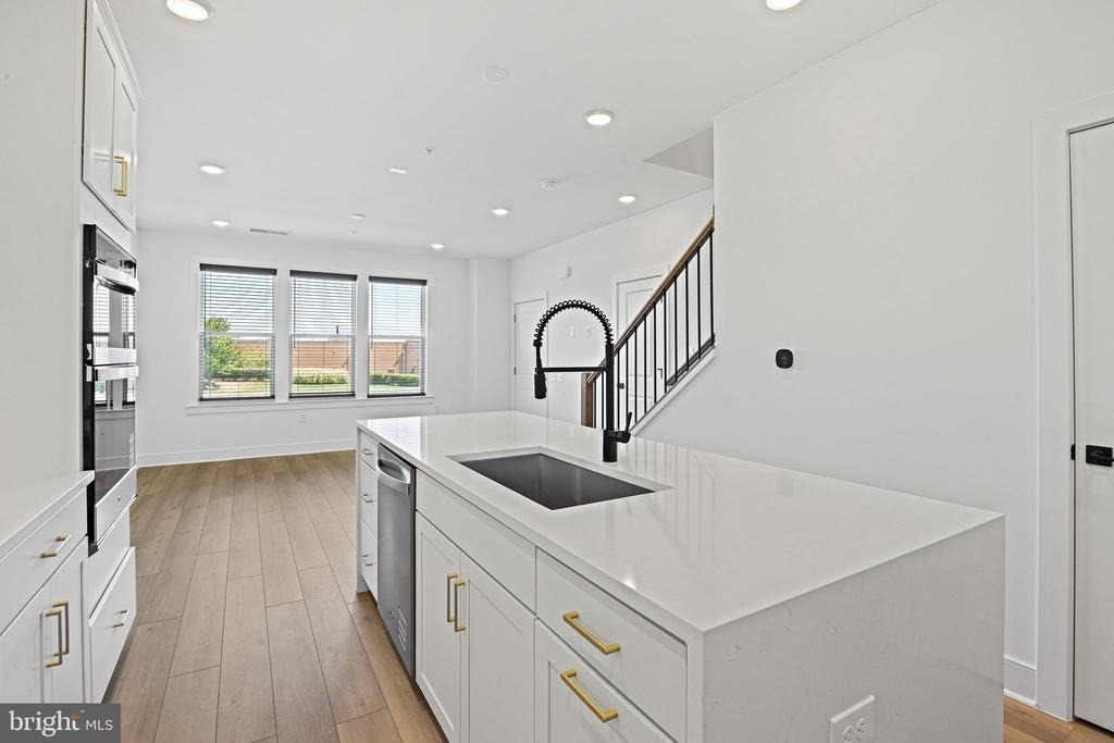 20064 Coral Wind Terrace - Photo 31