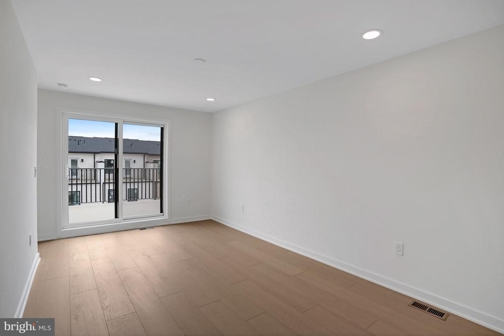 24983 Rosslare Harbour Terrace - Photo 57