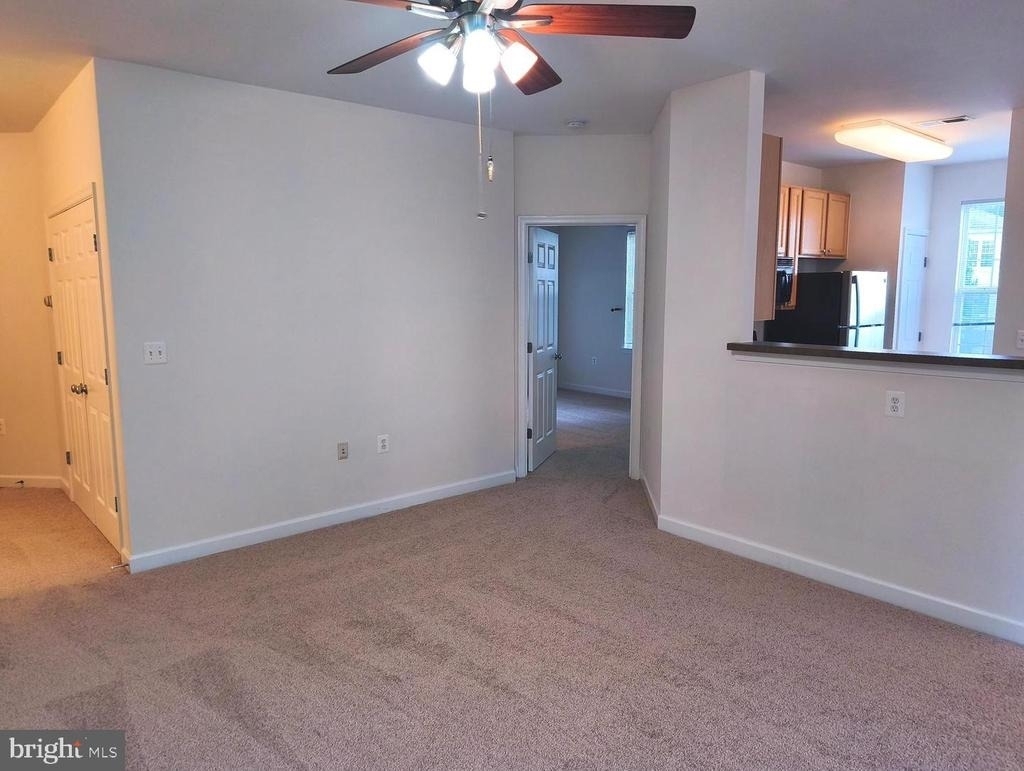 42492 Mayflower Terrace - Photo 3