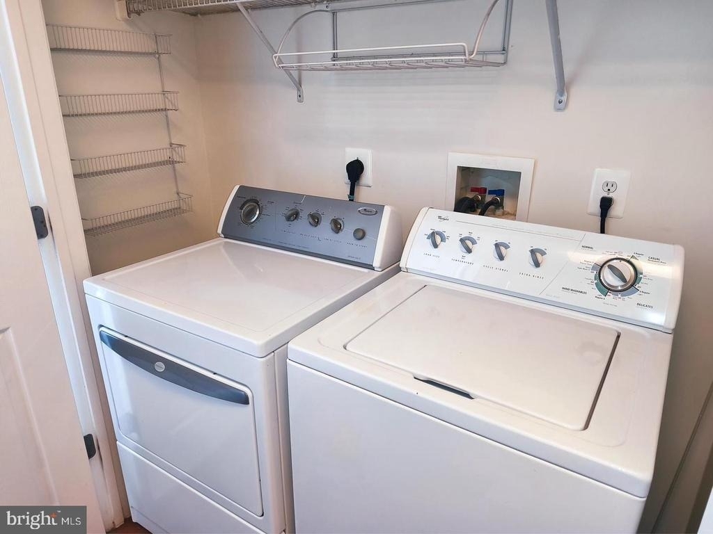42492 Mayflower Terrace - Photo 17