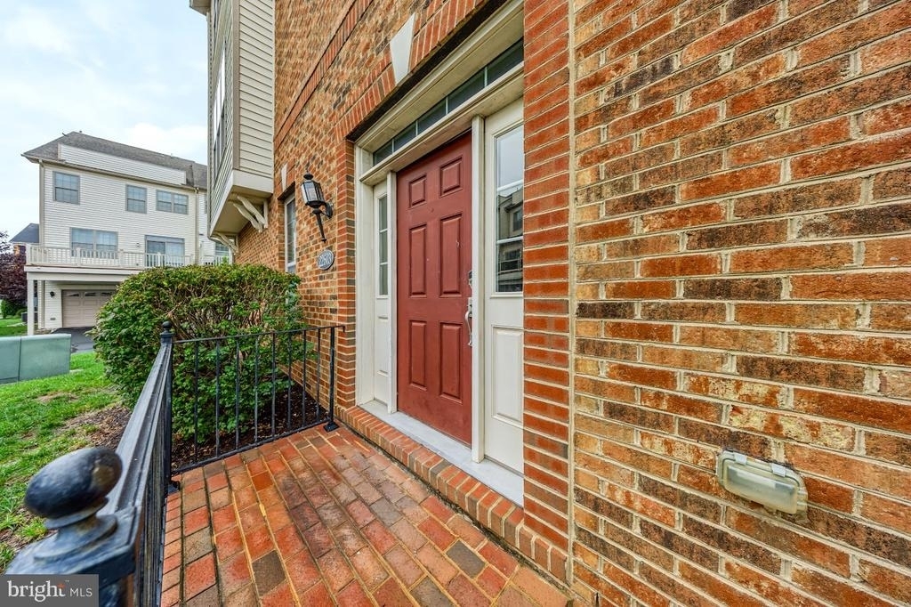 22603 Willington Square - Photo 5