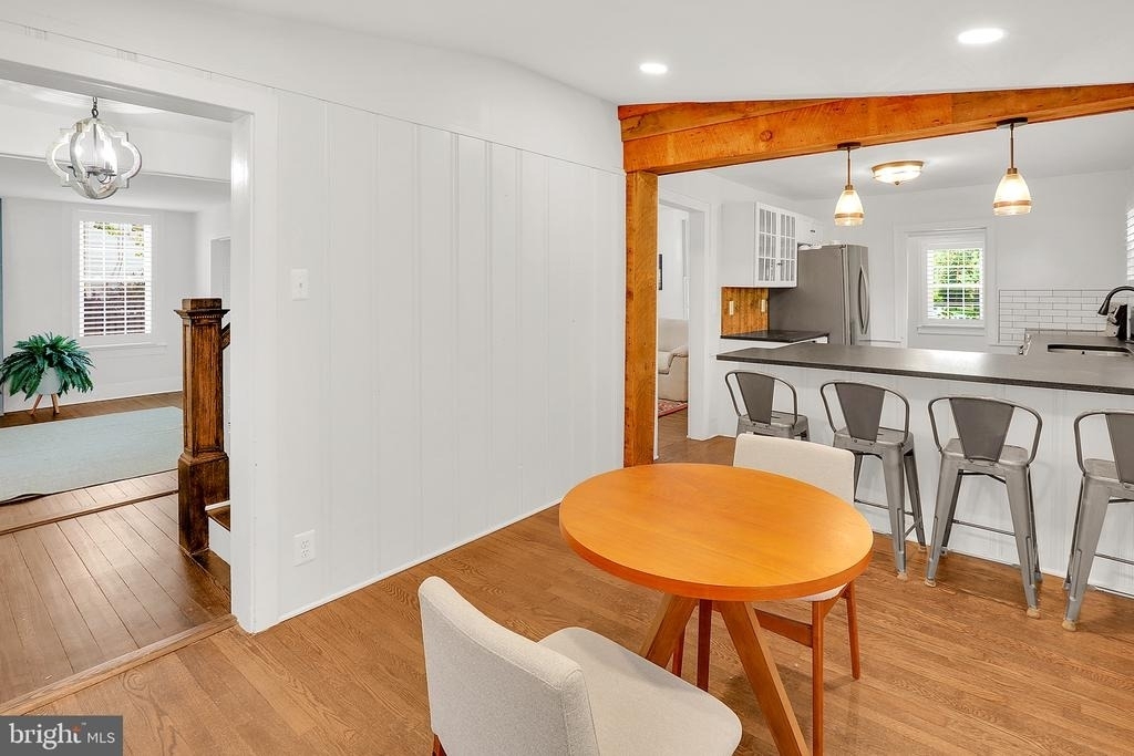 303 E Colonial Highway - Photo 15