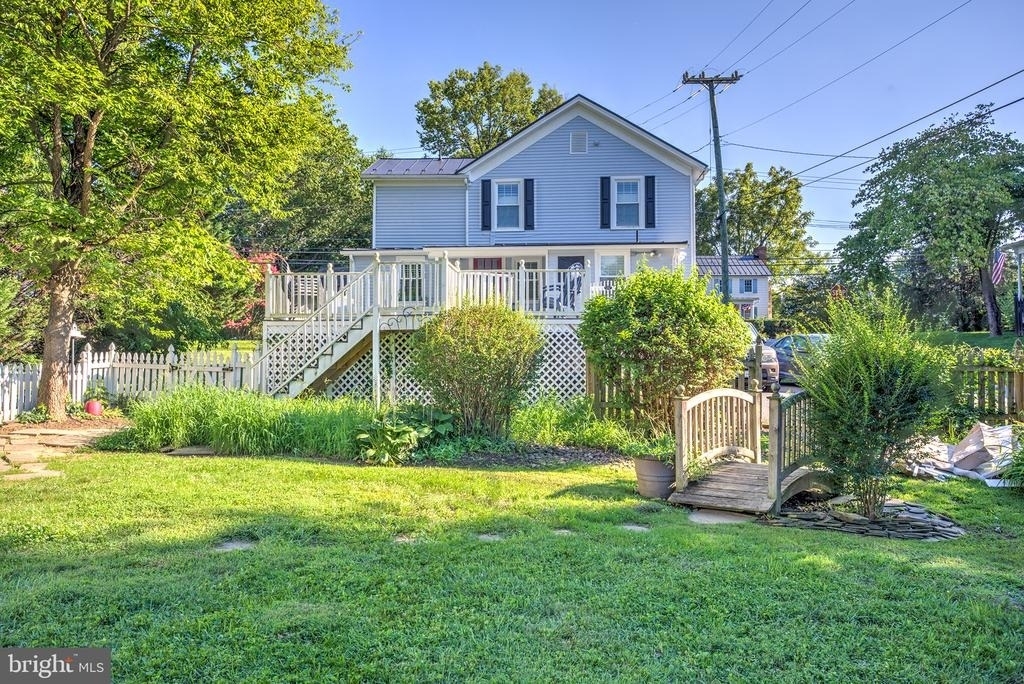 303 E Colonial Highway - Photo 34