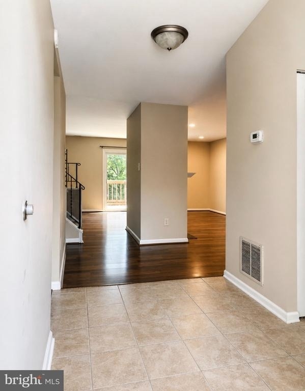 4037 Summer Hollow Court - Photo 3