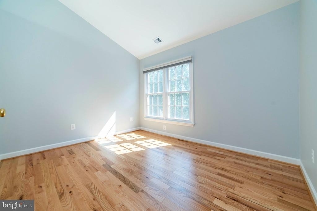 7704 Annandale Mains Court - Photo 39