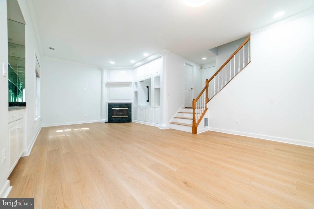 7704 Annandale Mains Court - Photo 43