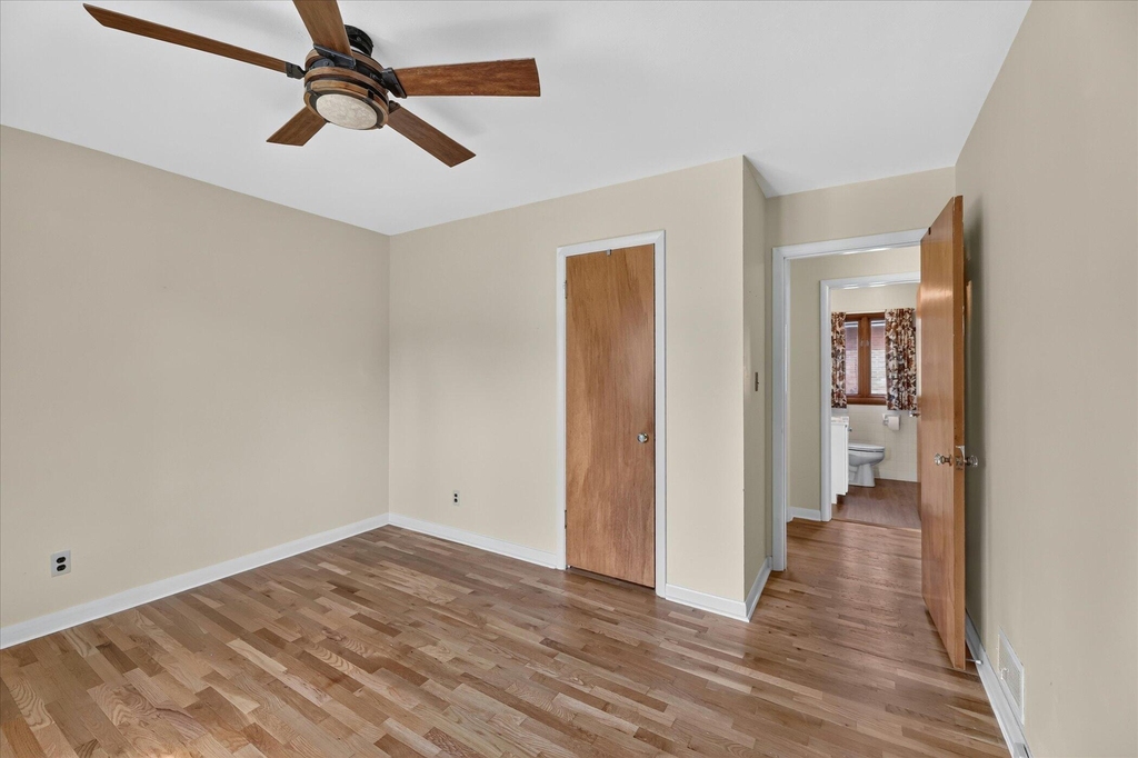 1920 Langley Ave Avenue - Photo 17