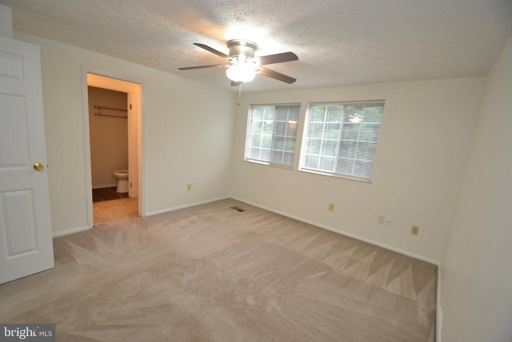 7985 Tyson Oaks Circle - Photo 9