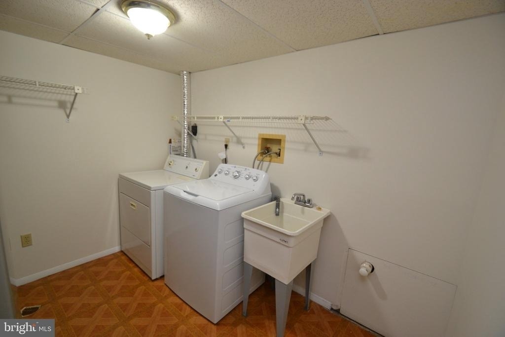 7985 Tyson Oaks Circle - Photo 26