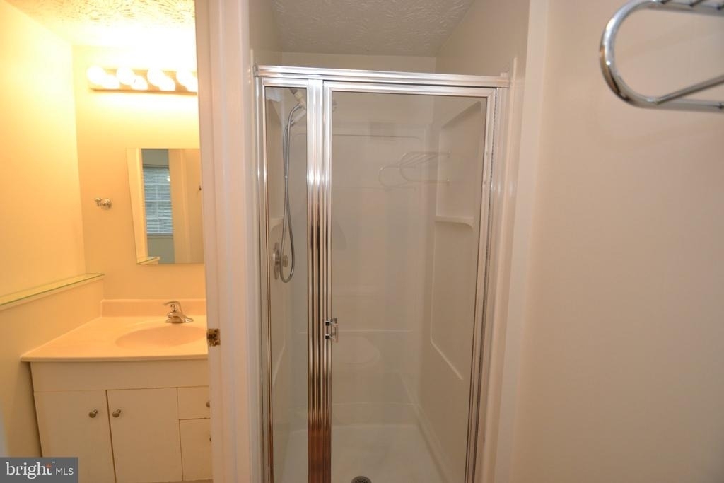 7985 Tyson Oaks Circle - Photo 11