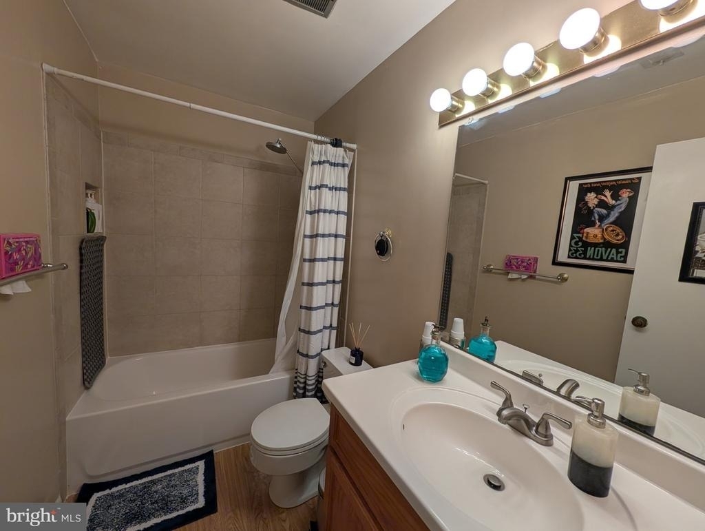 11821 Breton Court - Photo 8