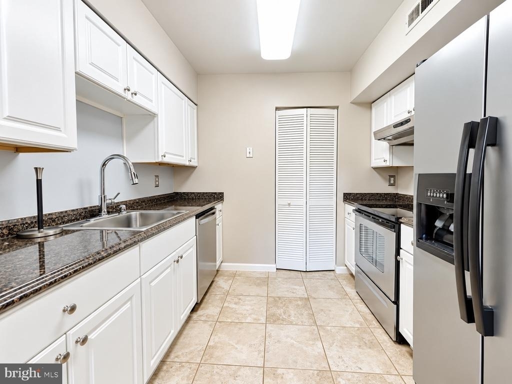3812 Segundo Place - Photo 11