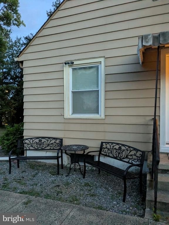 4816 Seminole Avenue - Photo 2