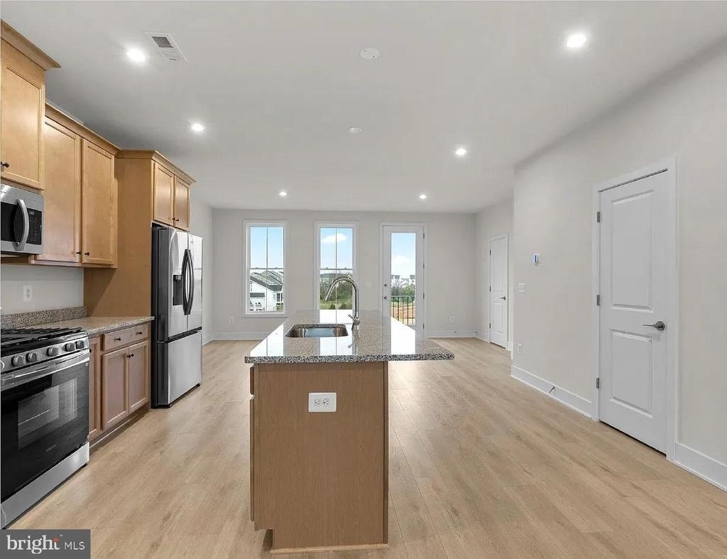 127 Galaxy Place - Photo 4