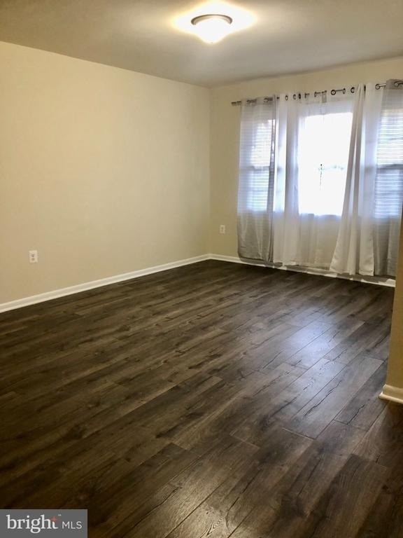 9483 Fairfax Boulevard - Photo 7