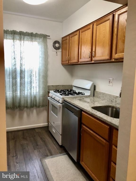 9483 Fairfax Boulevard - Photo 1
