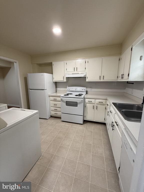 539 Willis Street - Photo 2