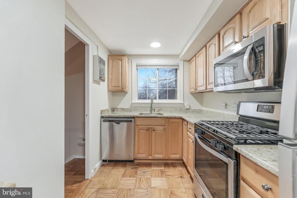 3228 Wellington Road - Photo 5