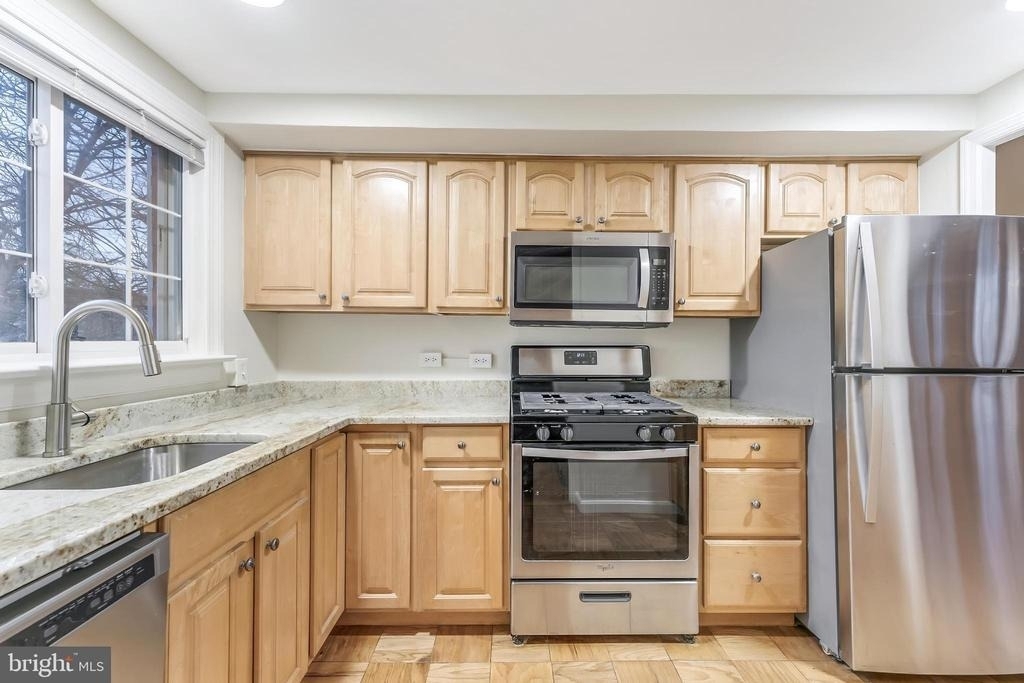 3228 Wellington Road - Photo 4