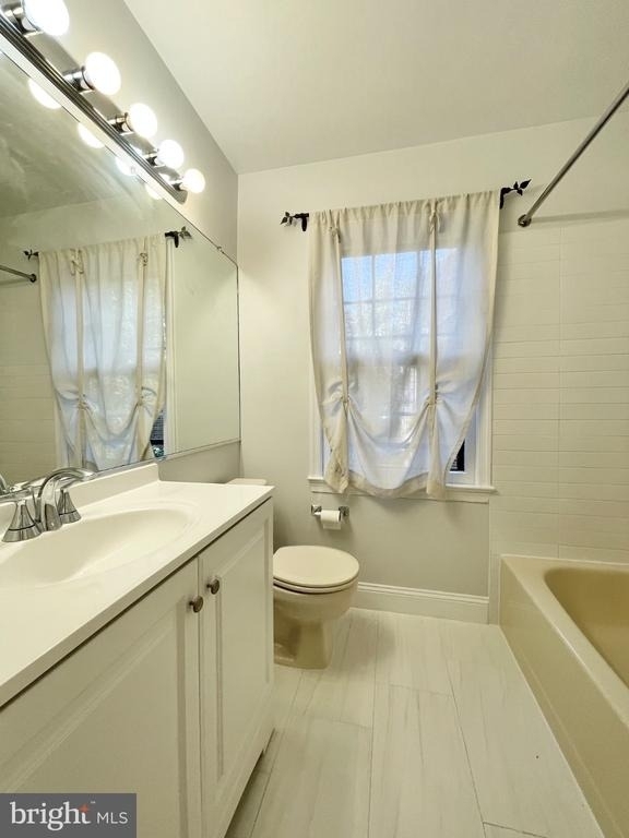 1208 W Abingdon Drive - Photo 19