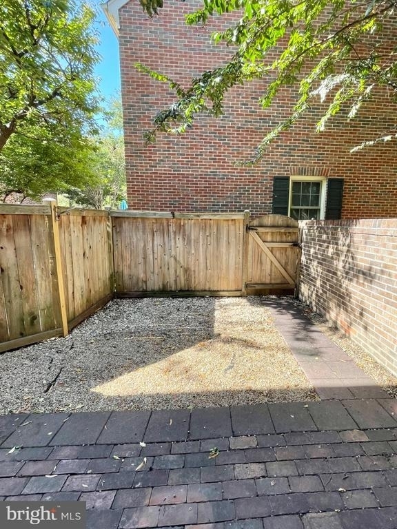 1208 W Abingdon Drive - Photo 29