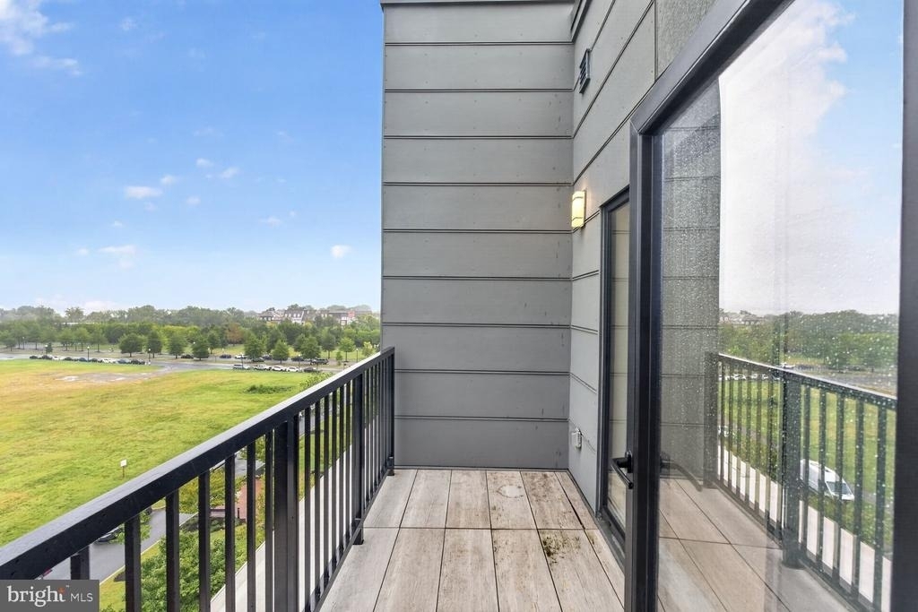 701 Swann Avenue - Photo 12