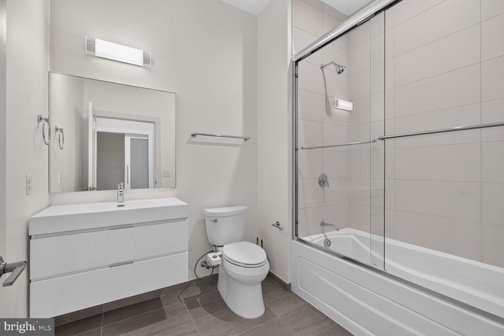 701 Swann Avenue - Photo 22