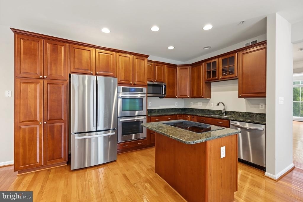 5256 Bessley Place - Photo 22