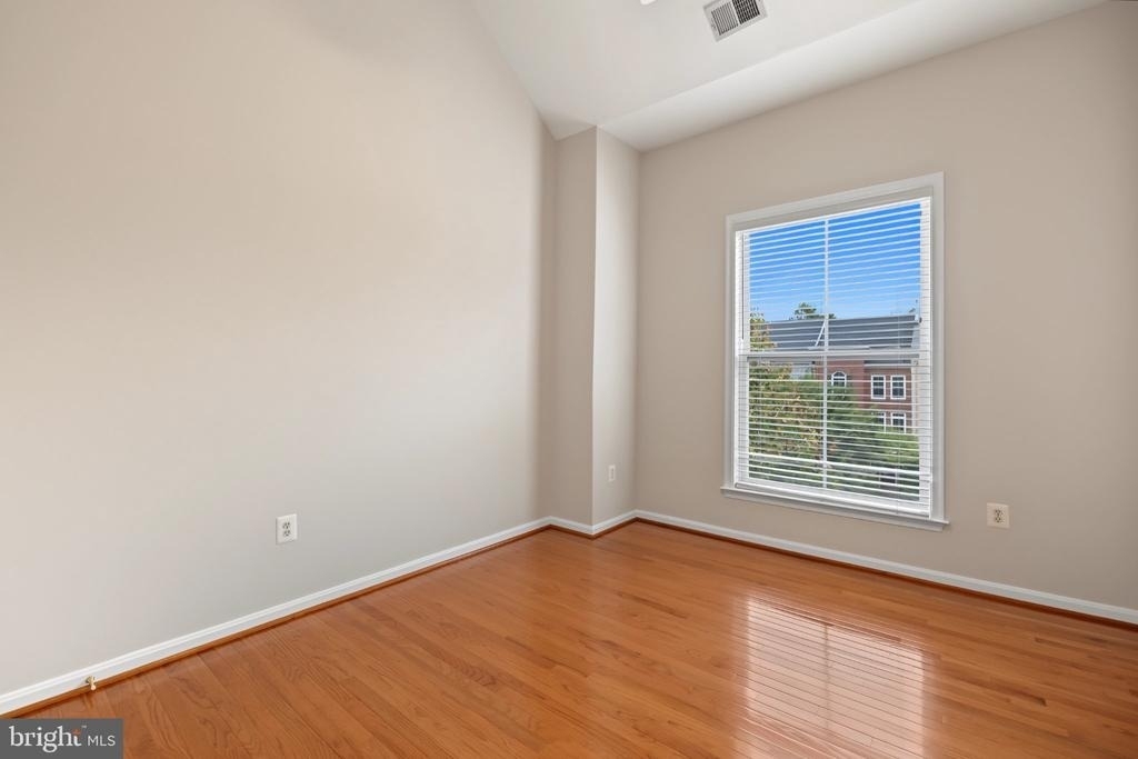 5256 Bessley Place - Photo 58