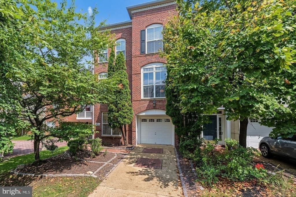 5256 Bessley Place - Photo 4
