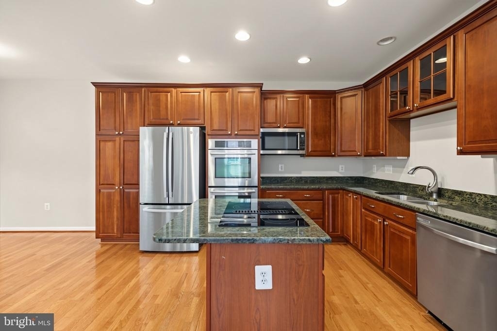 5256 Bessley Place - Photo 23