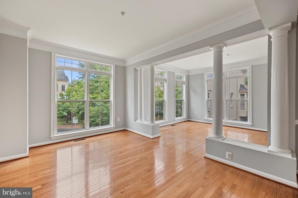 5256 Bessley Place - Photo 35