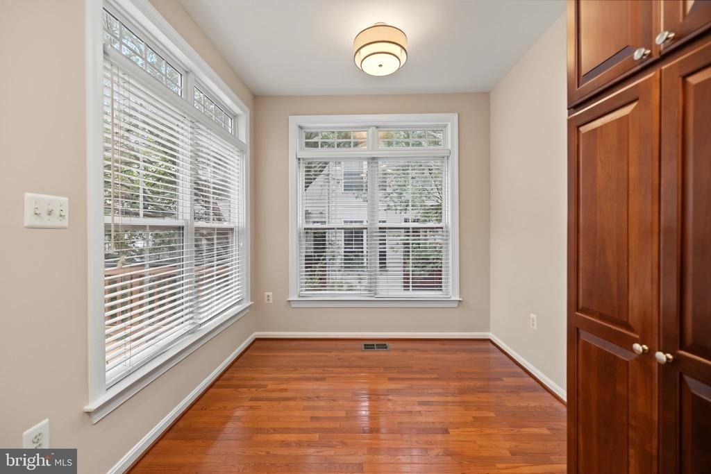 5256 Bessley Place - Photo 28