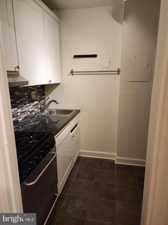 1111 Arlington Boulevard - Photo 6