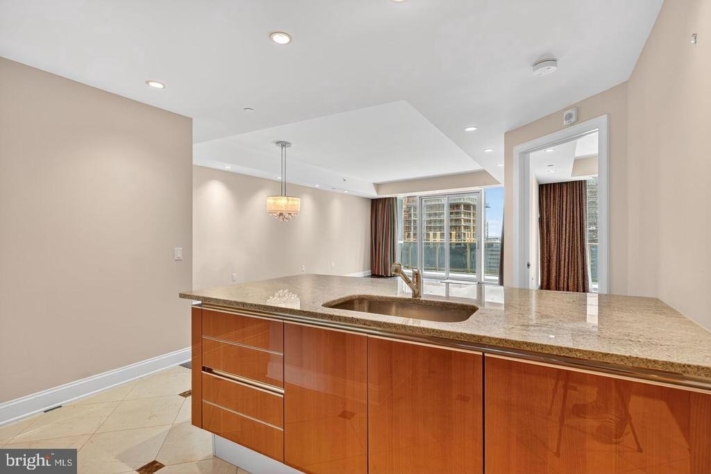 1881 N Nash Street - Photo 6