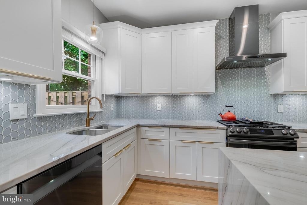 1507 N Colonial Terrace - Photo 13