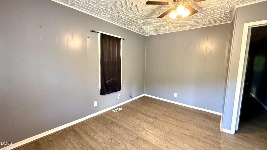10224 Holly Springs Road - Photo 4
