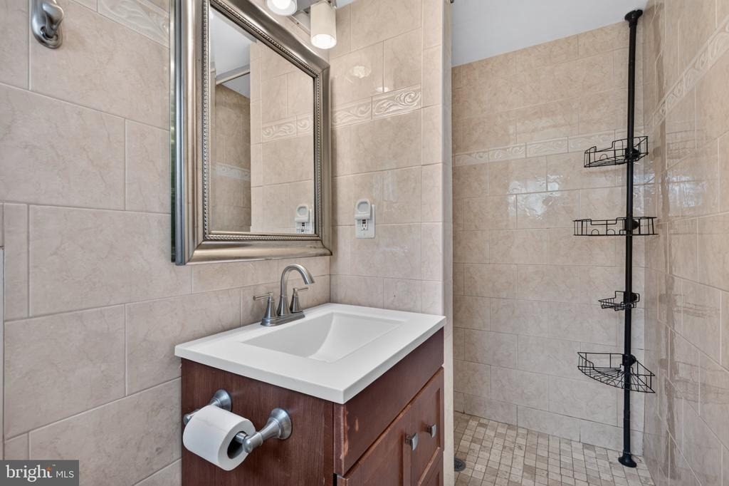 1811 N Randolph Street - Photo 16
