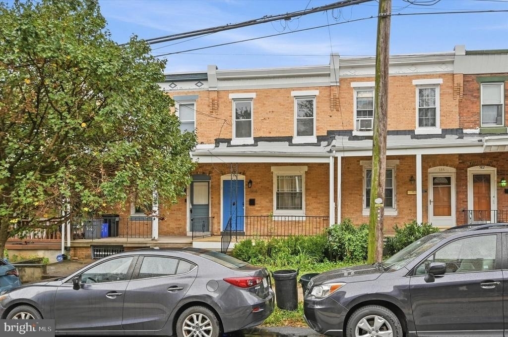 586 Martin Street - Photo 0