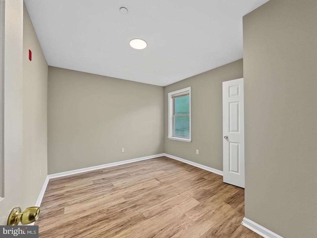 1811 Cecil B Moore Avenue - Photo 17