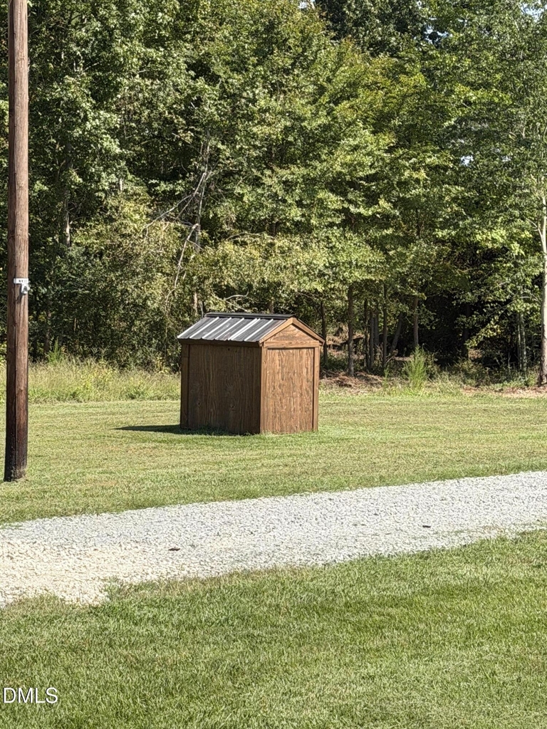 1528 Micro Road W - Photo 4