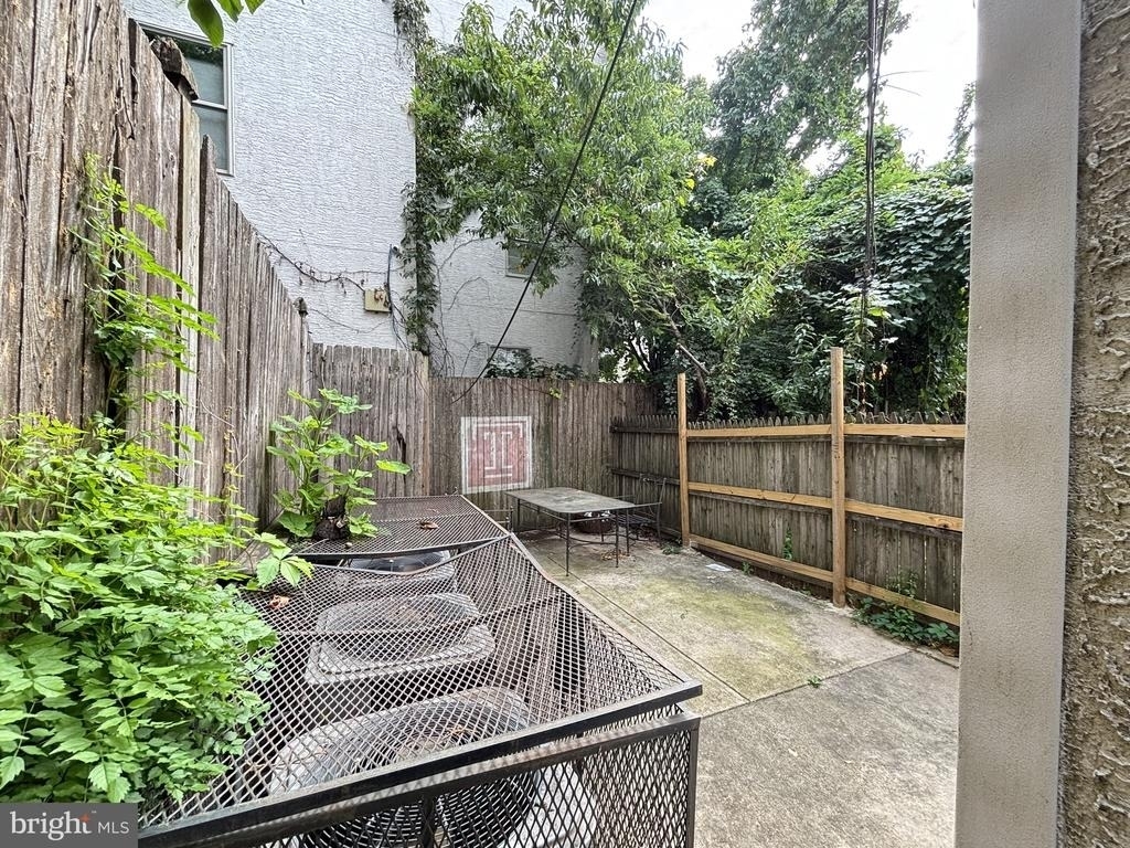 1711 N Gratz Street - Photo 23