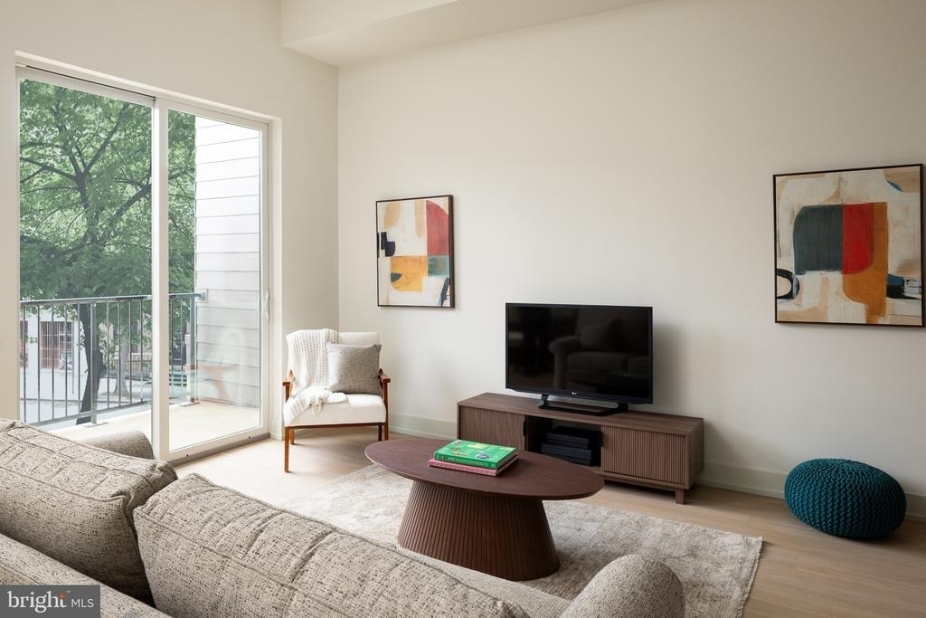 1818 N 53rd Street - Photo 2