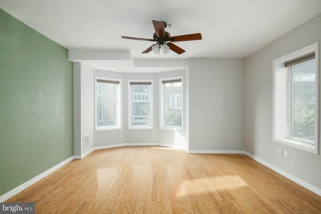 800 N 2nd Street - Photo 1