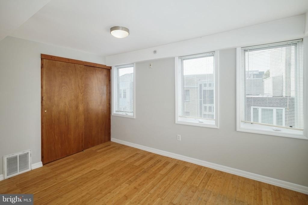 800 N 2nd Street - Photo 10
