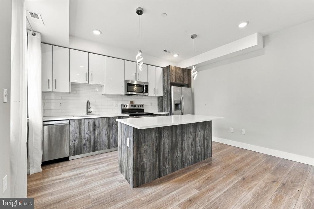 2348 Mountain Street - Photo 8