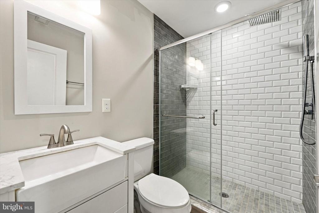 2348 Mountain Street - Photo 11