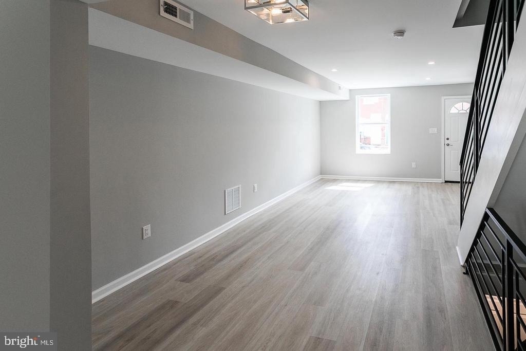 2526 Memphis Street - Photo 3
