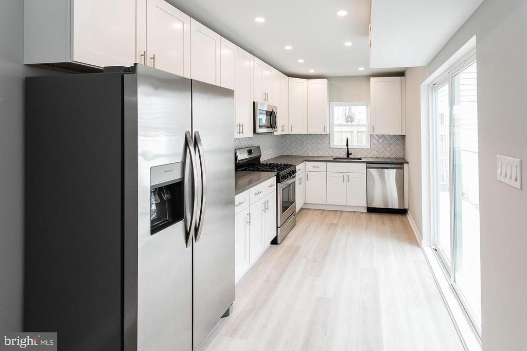 2526 Memphis Street - Photo 10